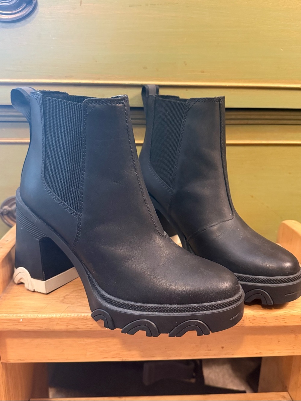 Sorel Black Platform Chelsea Ankle Booties